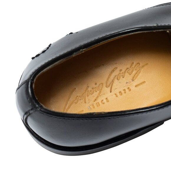 Ludwig Görtz (Germany) Resin Topcoat, Single-Piece Vamp, Serpentine Heel Stitch - Picture 3 of 4